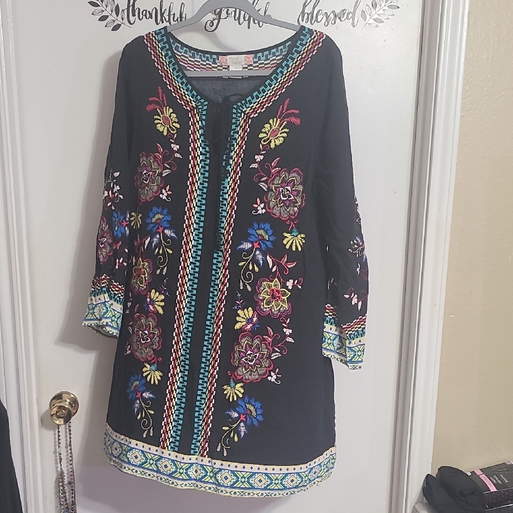 Embroidered Floral Tunic Dress